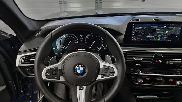 Nachrüstung 6WB Digital-Tacho für BMW 5er G30 G31 inkl. Einbau