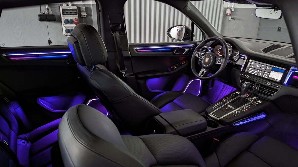 Ambientebeleuchtung für Porsche Macan (2018 - 2023) inkl. Einbau (Nachrüstung) – Bild 11