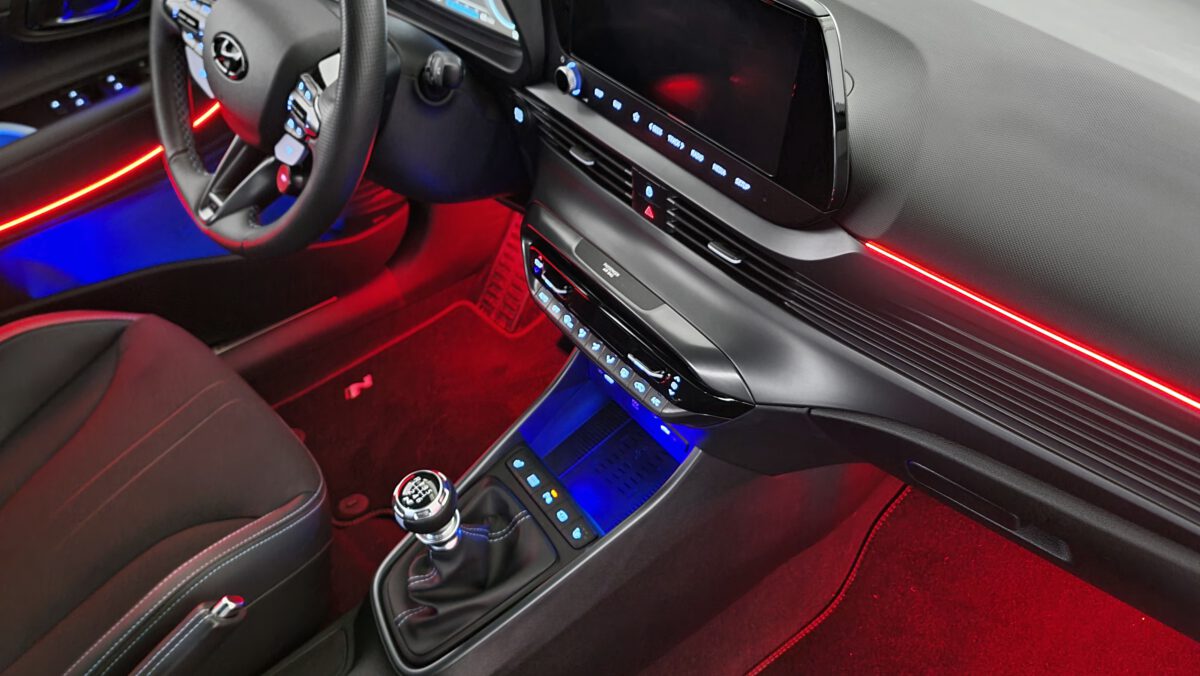 Ambientebeleuchtung für Hyundai i20 & i20N inkl. Einbau (Nachrüstung) – Bild 2