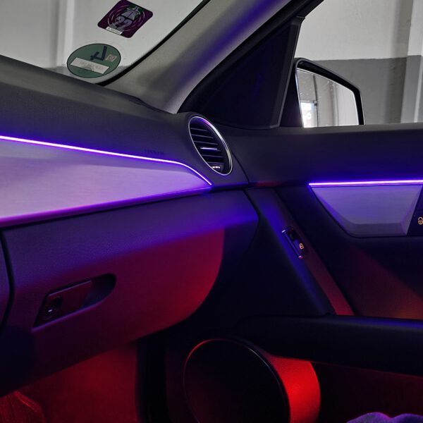 Ambientebeleuchtung in der Mercedes C-Klasse w204 nachrüsten