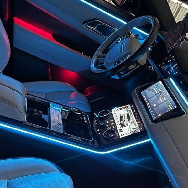 Nachrüstung der mehrfarbigen LED Ambientebeleuchtung im Range Rover Velar