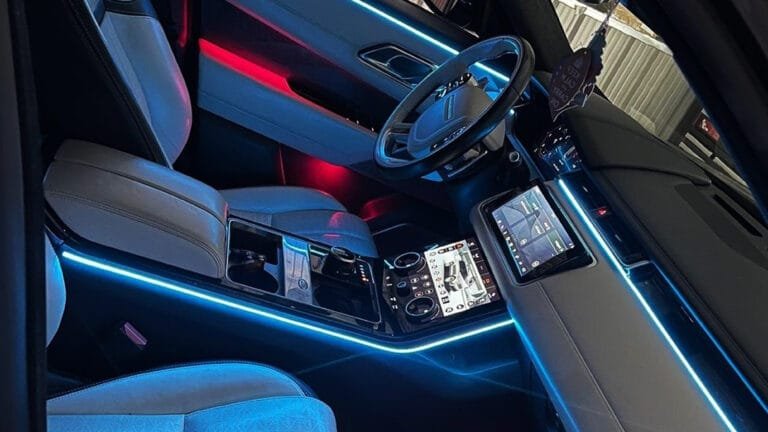 Ambientebeleuchtung für Range Rover Velar inkl. Einbau (Nachrüstung)