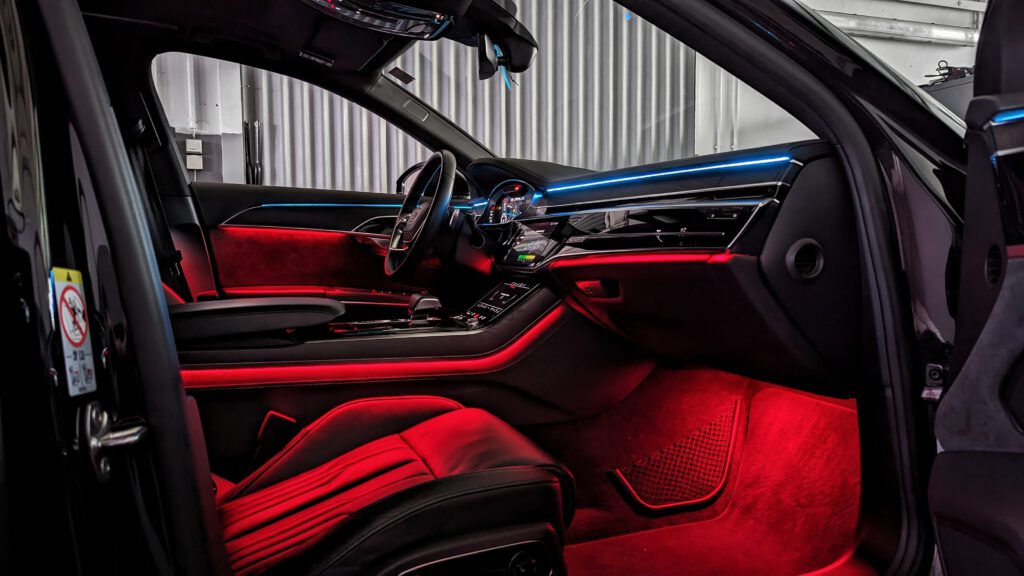 Nachrüstung der LED Innenbeleuchtung im Audi A8 D5