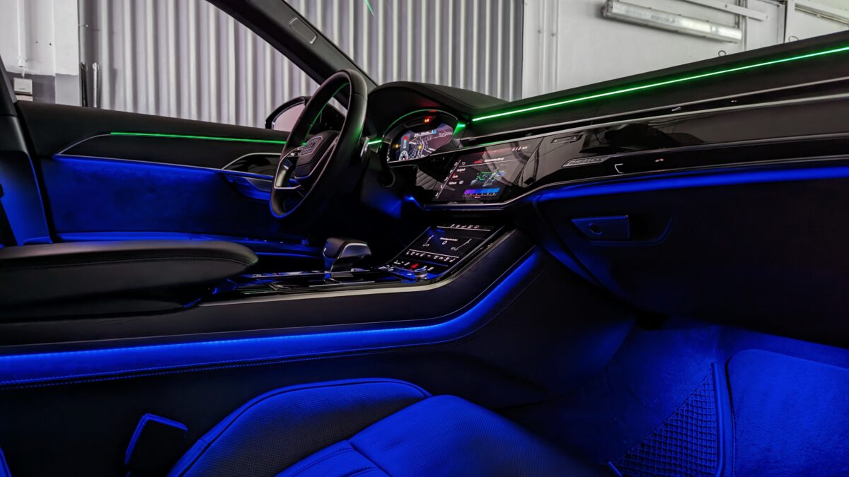 Nachrüstung der LED Innenbeleuchtung im Audi A8 D5