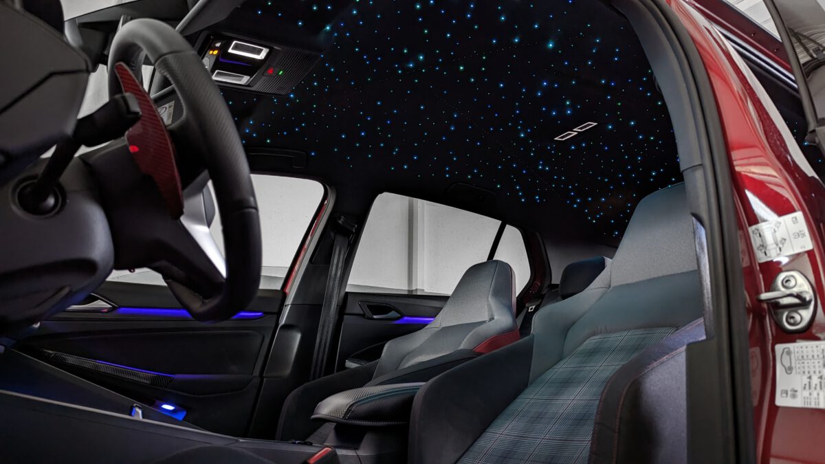 Sternenhimmel im VW Golf 8 nachrüsten