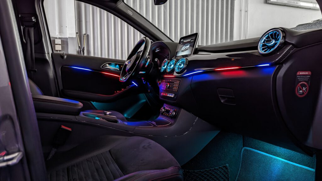 Mercedes B-Klasse Ambientebeleuchtung nachrüsten