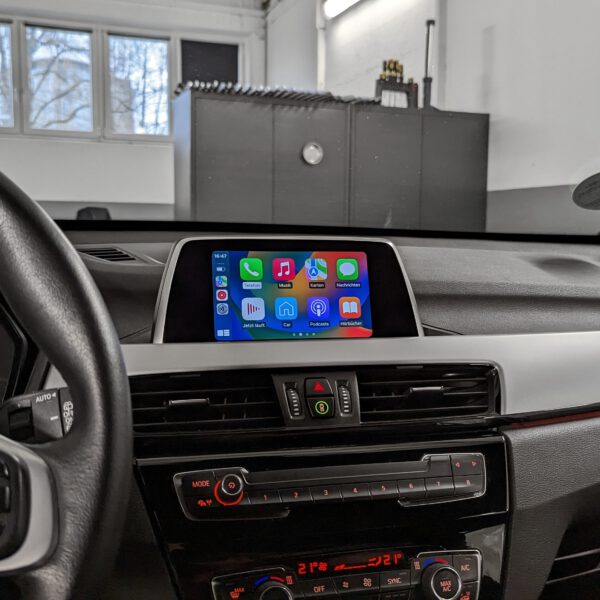Nachrüstung von Apple-CarPlay und Android-Auto im BMW X1 F48