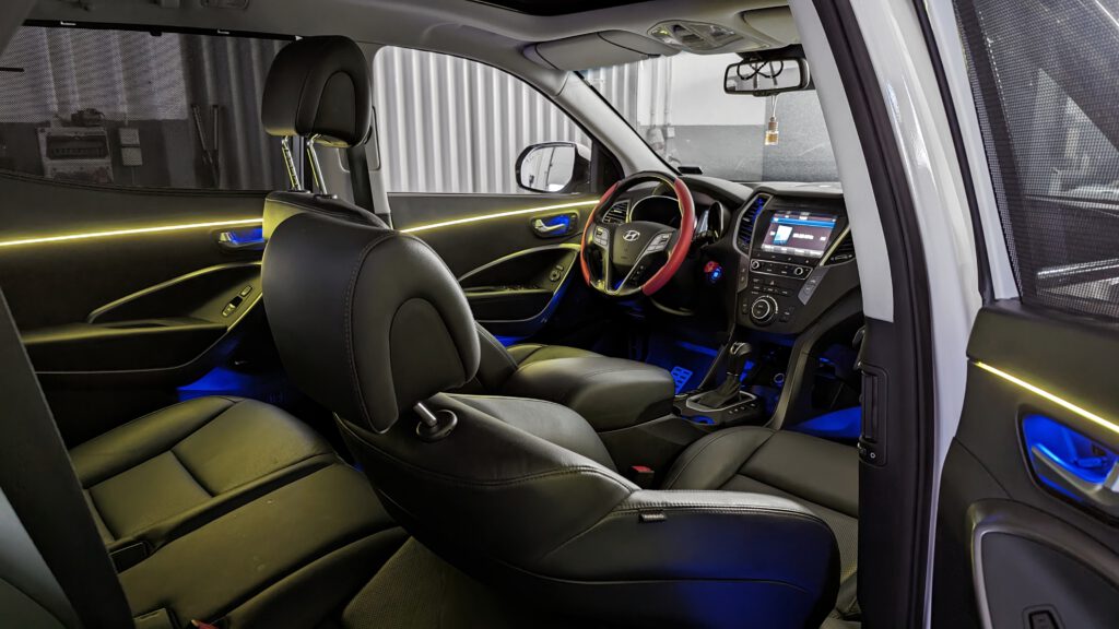 Hyundai Santa Fe Ambientebeleuchtung mit Dynamic nachrüsten