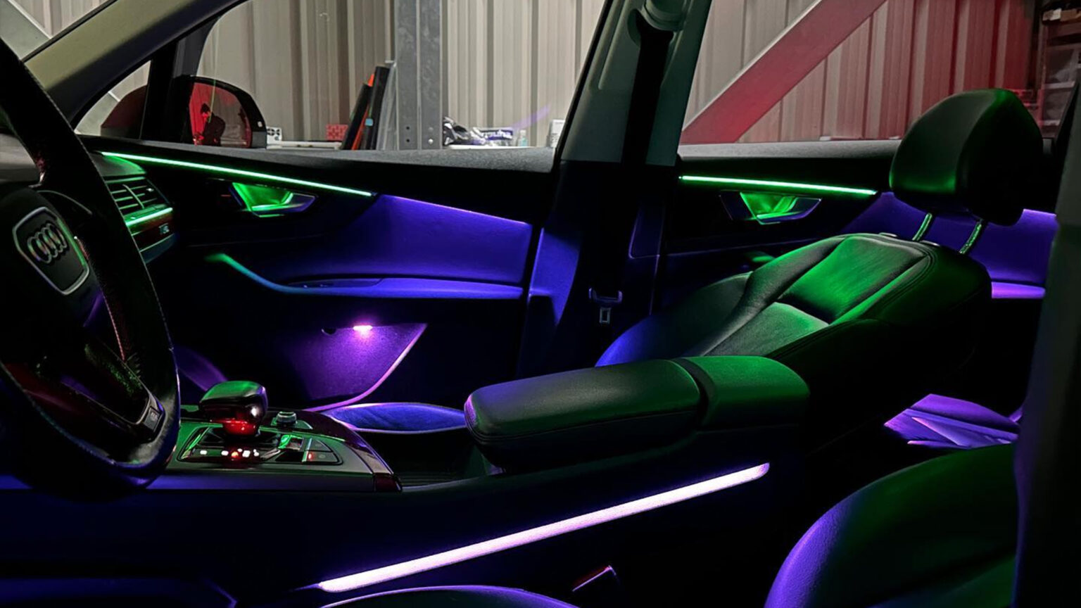 Ambientebeleuchtung für Audi Q7 SQ7 4M inkl. Einbau CarHex