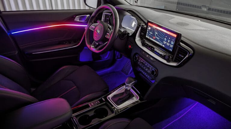Ambientebeleuchtung für Kia Stinger inkl. Einbau (Nachrüstung)