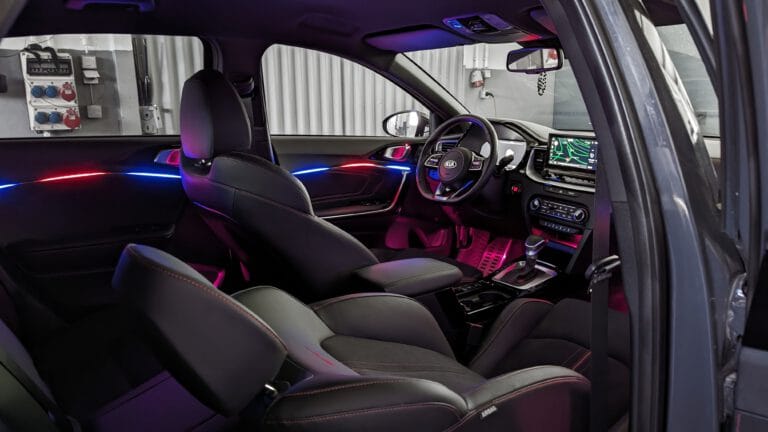 Ambientebeleuchtung für Kia ProCeed inkl. Einbau (Nachrüstung)