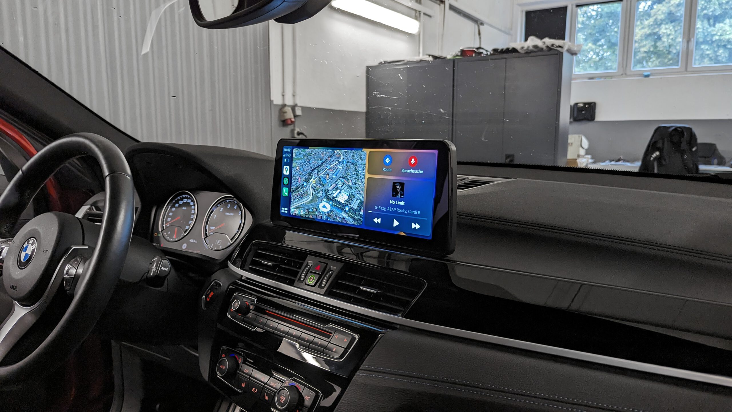 BMW #X1 #F48 #Nachrüstung #Apple #CarPlay mit #Fullscreen - Bimmer24.de  BMW Nachrüstungen, Codierung, Software Update