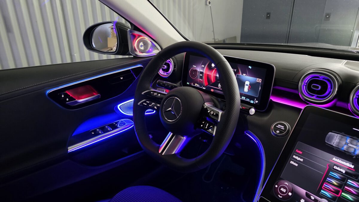 Ambientebeleuchtung für Mercedes C-Klasse W206 Premium Plus inkl. Einbau (Nachrüstung) – Bild 15