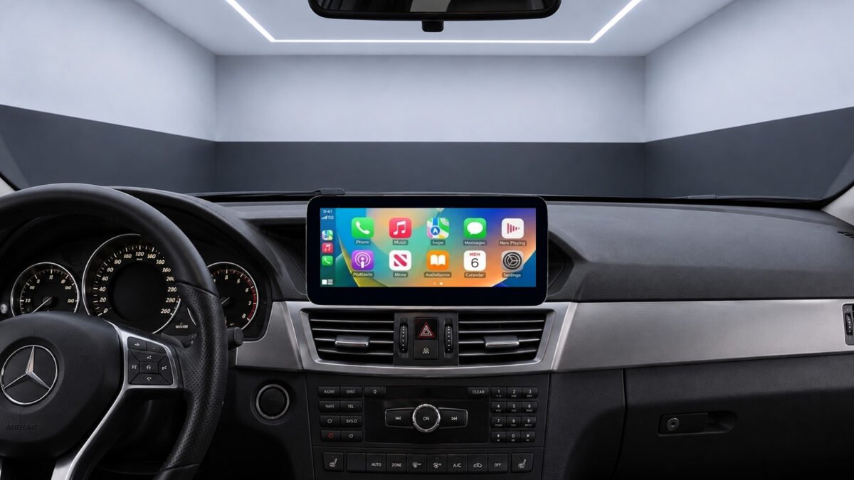 Apple CarPlay auf dem Display im Mercedes E-Klasse C207 A207