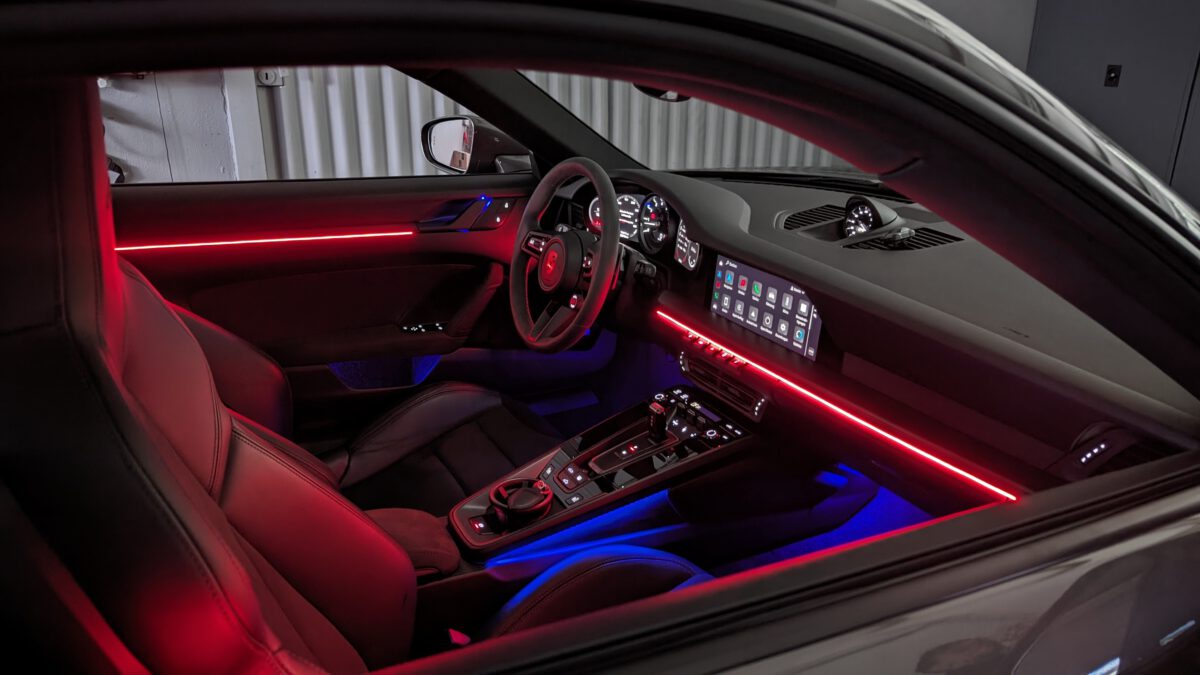 Ambientebeleuchtung für Porsche 911 (992) 2020 - 2025 inkl. Einbau (Nachrüstung) – Bild 2