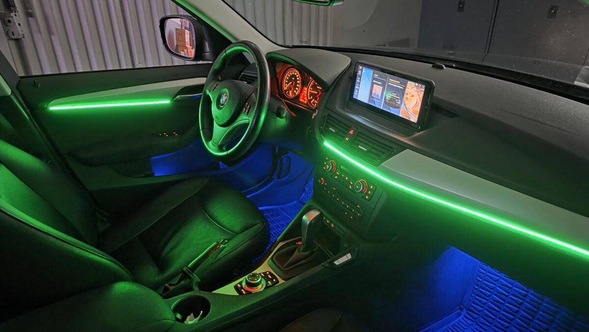 Ambientebeleuchtung für BMW X1 E84 inkl. Einbau (Nachrüstung) – Bild 2